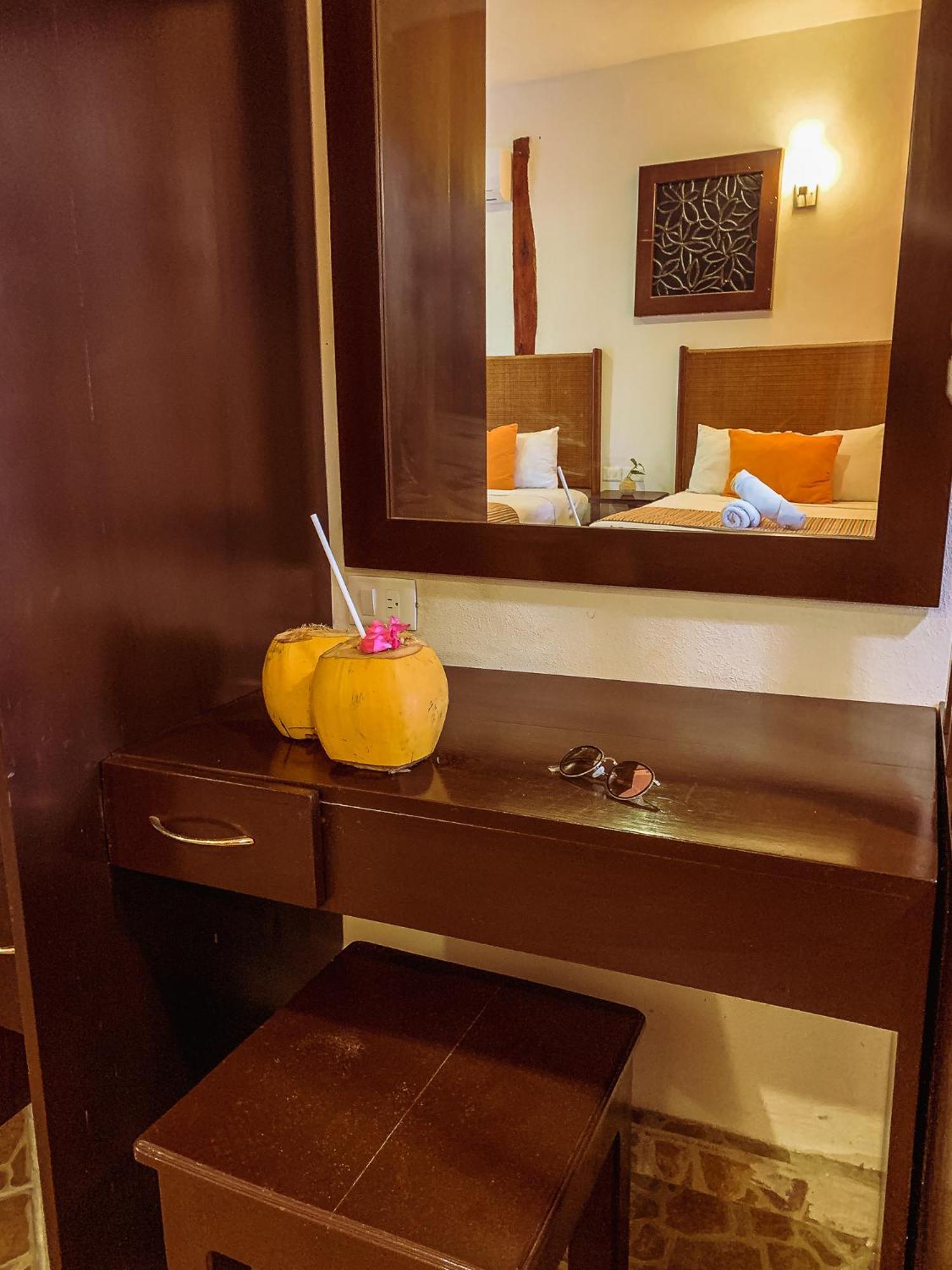 Golden Paradise Town Hotel Isla Holbox Szoba fotó