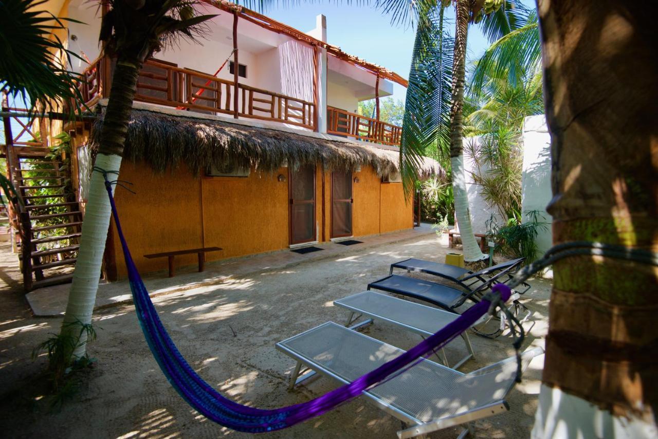 Golden Paradise Town Hotel Isla Holbox Kültér fotó